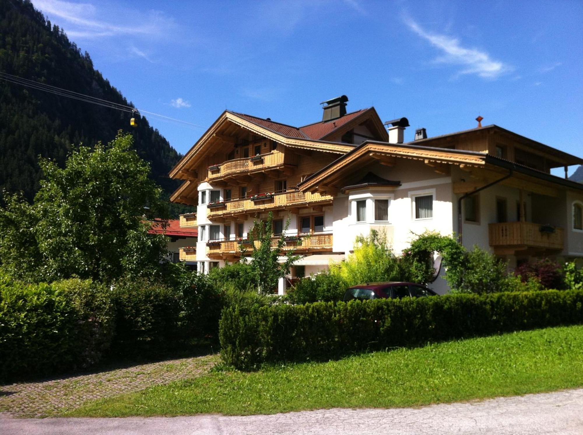 Apart Austria Mayrhofen Exterior photo